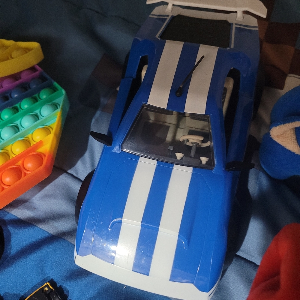 Toy Bundle - Picture 6 of 6